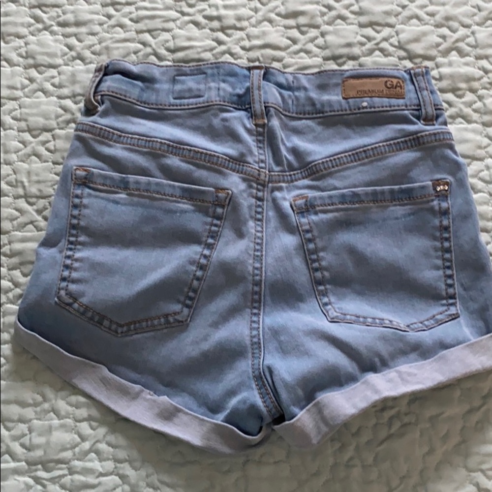 Garage cuffed jean shorts Size 0 - Picture 3 of 6